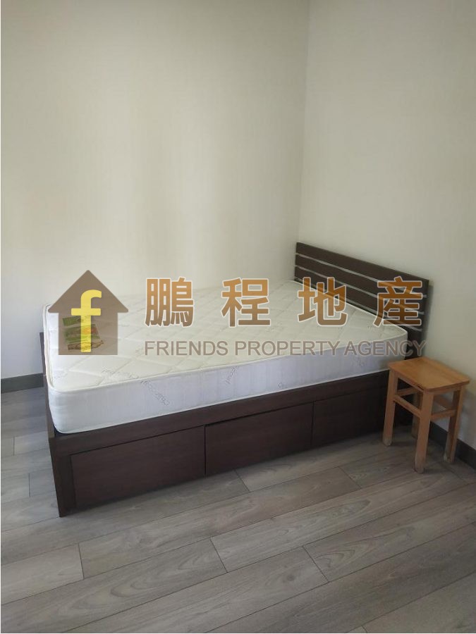 Flat for Rent in Manrich Court, Wan Chai