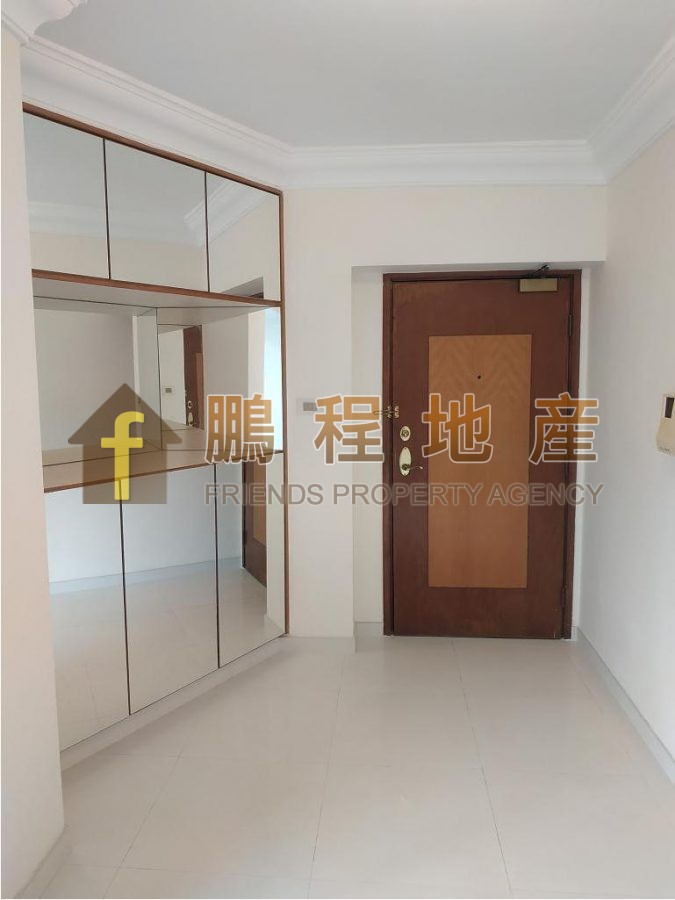 Flat for Rent in Royal Court, Wan Chai