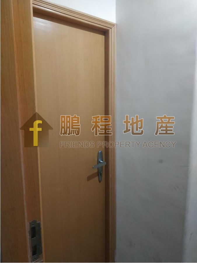 Flat for Rent in 25-27 Swatow Street, Wan Chai