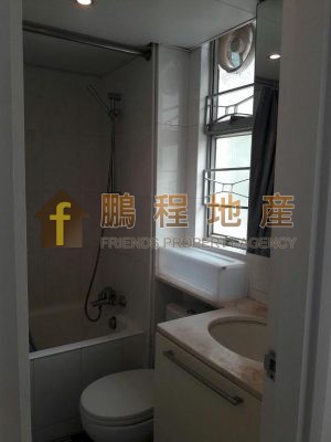 Flat for Rent in Yan King Court, Wan Chai