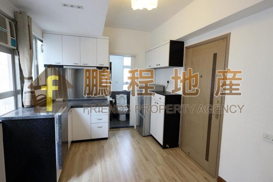 Flat for Rent in Luen Sen Mansion, Wan Chai