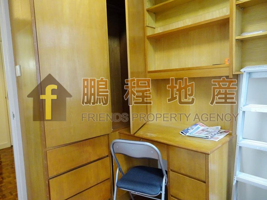 Flat for Rent in Po Ngai Garden, Wan Chai