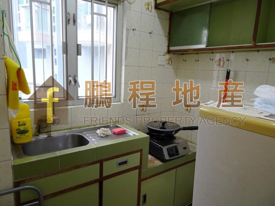 Flat for Rent in Po Ngai Garden, Wan Chai