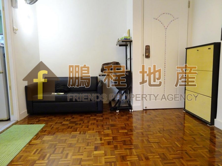 Flat for Rent in Po Ngai Garden, Wan Chai