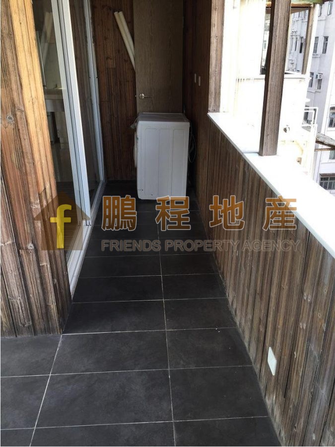 Flat for Rent in Chin Hung Building, Wan Chai