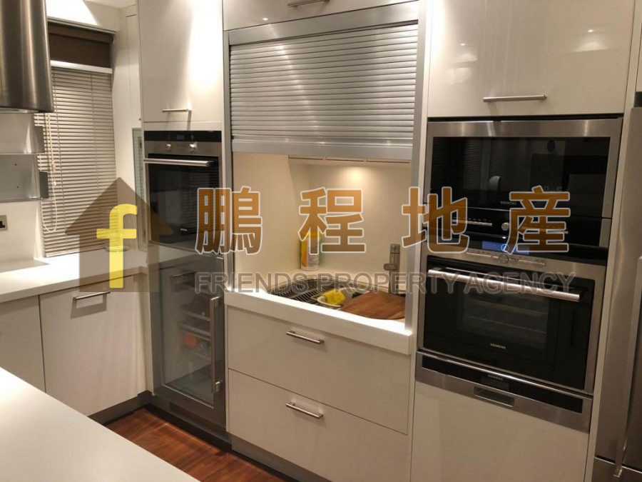 Flat for Rent in Pao Yip Building, Wan Chai
