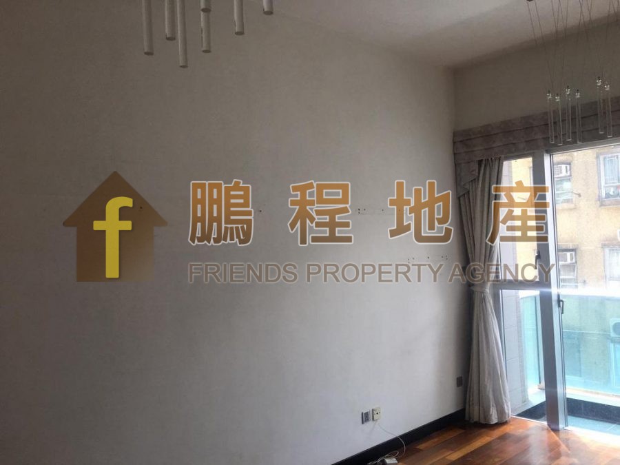 Flat for Rent in J Residence, Wan Chai