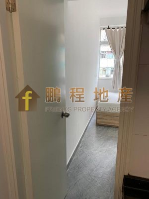 Flat for Rent in Luen Sen Mansion, Wan Chai