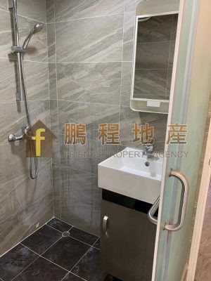 Flat for Rent in Luen Sen Mansion, Wan Chai