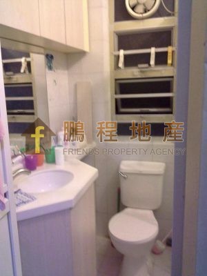 Flat for Rent in Newman House, Wan Chai