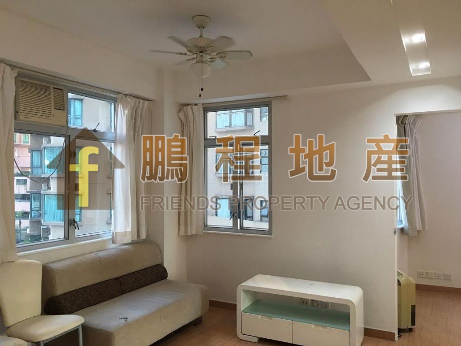 Flat for Rent in Low Block Vincent Mansion, Wan Chai