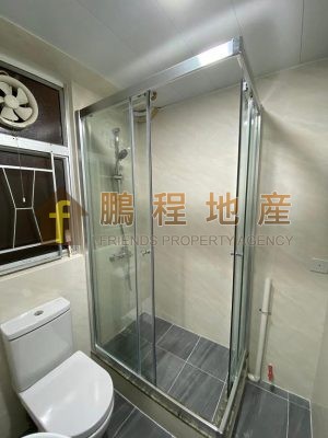 Flat for Rent in Fully Building, Wan Chai